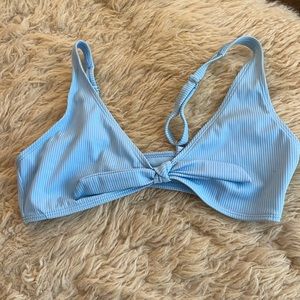 blue swim top'